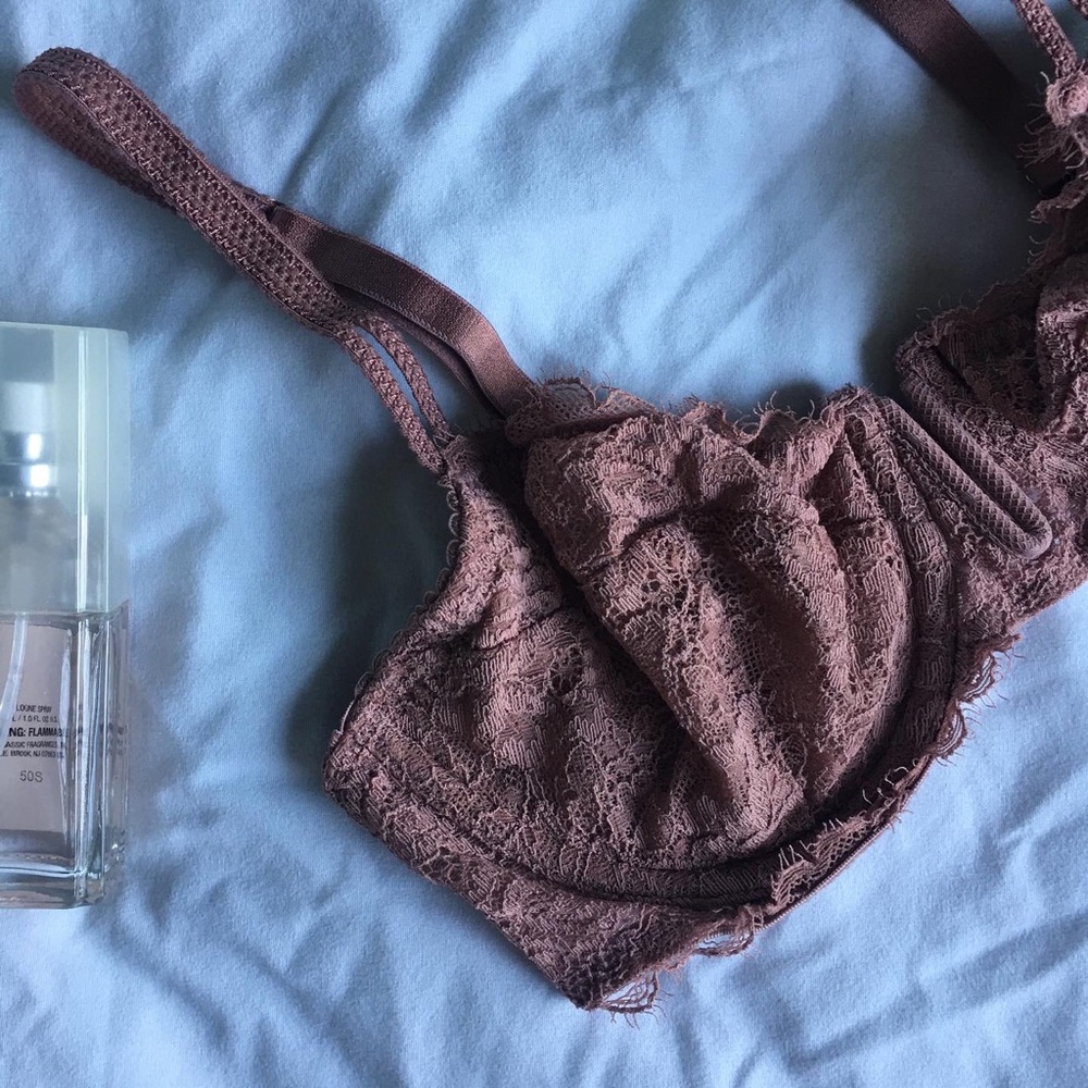 Lace Bralette w/ Underwire